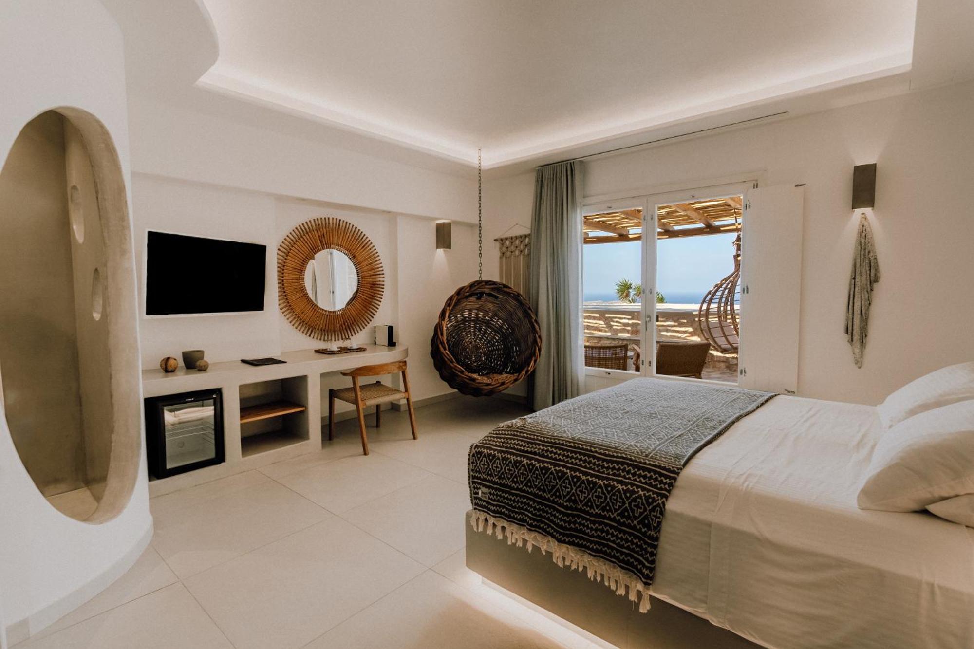 Mythic Paros , Adults Only